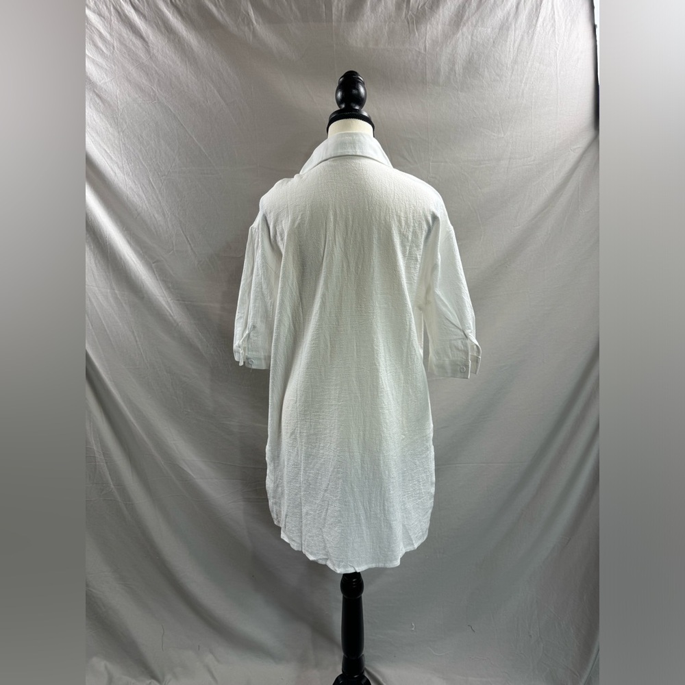 White High Low Hem Blouse With Shorts - Picture 10 of 10